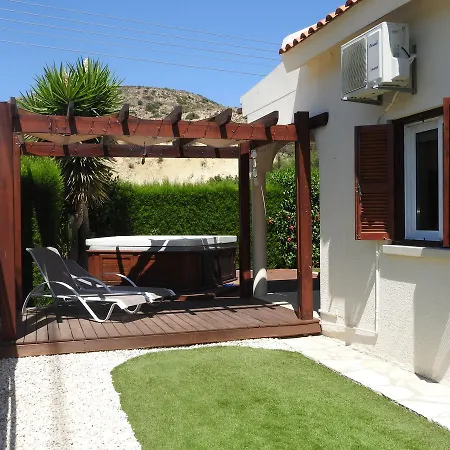 Ferienhaus Ambelones 2