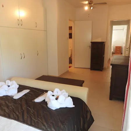 Ambelones 2 Ferienhaus *